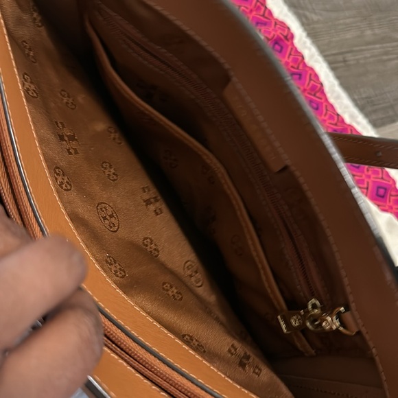 TORY BURCH Saffiano Original Tote - Picture 6 of 7